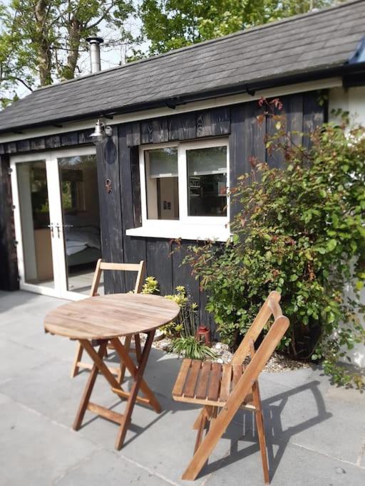 Cosy Cabin Near Lough Hyne Skibbereen Exterior foto